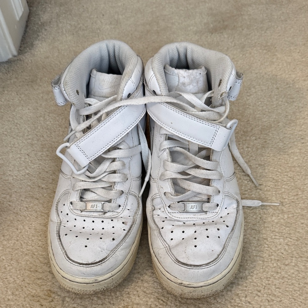 Classic White Woman’s mid rise Air Force ones